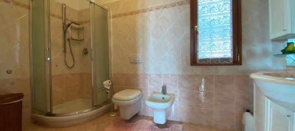 6 rooms Apartment in Sanremo, Italy No. 285624 12