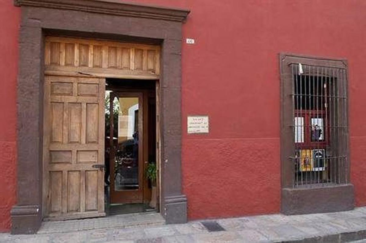 2 bedrooms House in Guanajuato, Mexico No. 171775