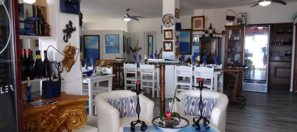 184m² Building in Es Mercadal, Spain No. 12971 9