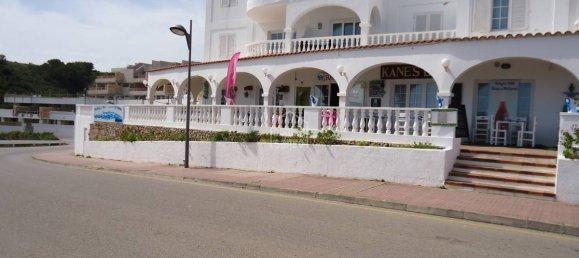 184m² Building in Es Mercadal, Spain No. 12971 2