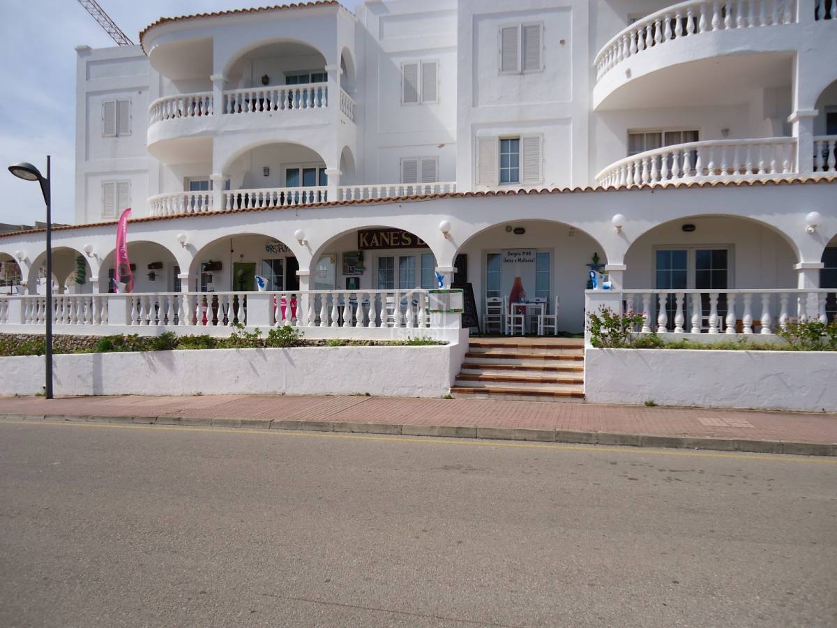 184m² Building in Es Mercadal, Spain No. 12971