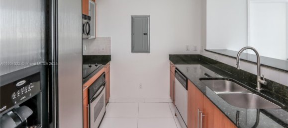 2 غرف نوم عقار تجاري في Miami, الولايات المتحدة رقم 614487 16