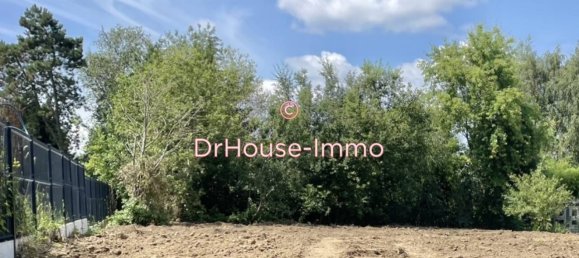 758m² Land in Halluin, France No. 44476 2