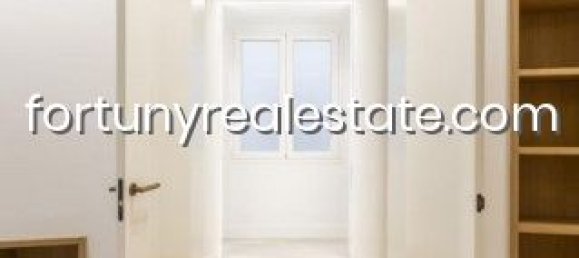 4 bedrooms Apartment in Madrid, Spain No. 110062 8