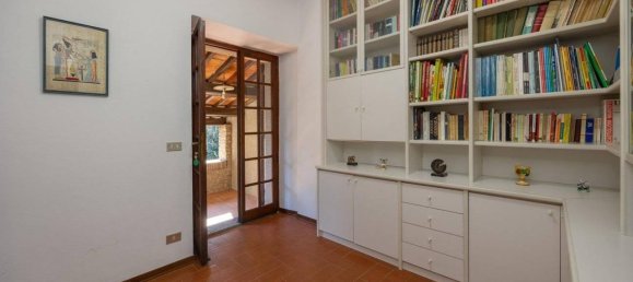 7 rooms House in Cortona, Italy No. 29655 32