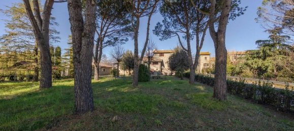 7 rooms House in Cortona, Italy No. 29655 2