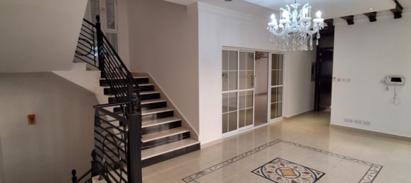 5 bedrooms Villa in Al Ansab, Oman No. 1573 6