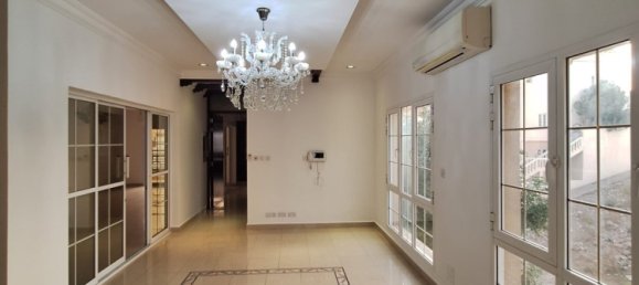 5 bedrooms Villa in Al Ansab, Oman No. 1573 5