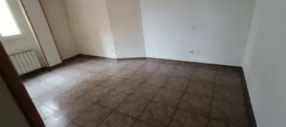 Apartamento de 4 dormitorios en Palencia, Spain No. 75474 5