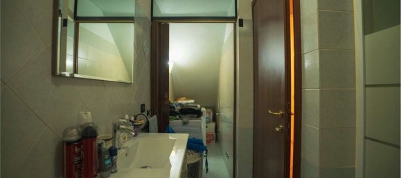 6 rooms House in San Prospero, Italy No. 221638 4