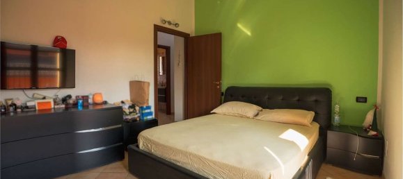 6 rooms House in San Prospero, Italy No. 221638 17
