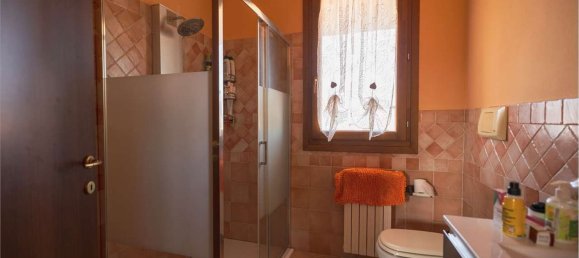 6 rooms House in San Prospero, Italy No. 221638 22