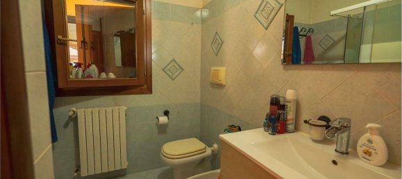 6 rooms House in San Prospero, Italy No. 221638 3