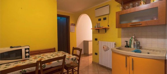 Дом с 6 комнатами в Сан Просперо, Италия № 221638 29