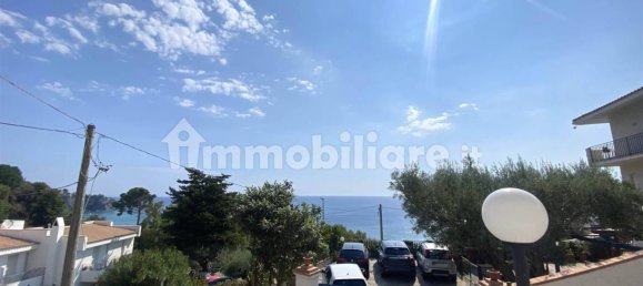 Apartamento de 3 dormitorios en Stalettì, Italy No. 226339 16