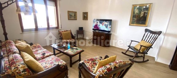 Apartamento de 3 dormitorios en Stalettì, Italy No. 226339 4