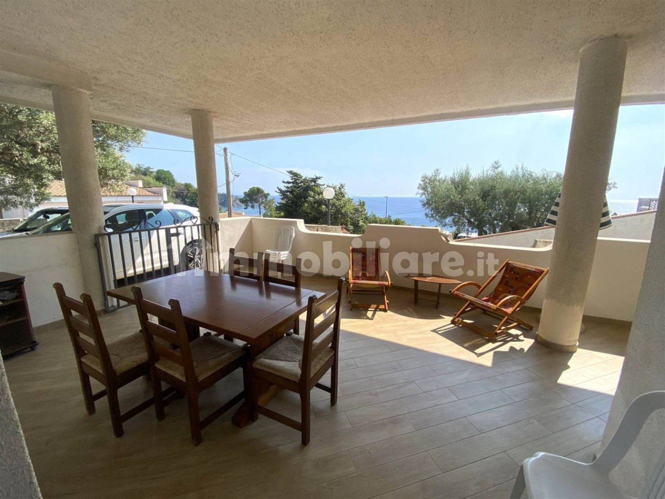 Apartamento de 3 dormitorios en Stalettì, Italy No. 226339