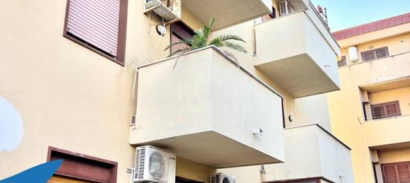 4 rooms Apartment in Palermo, Italy No. 274859 13