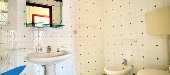 4 rooms Apartment in Palermo, Italy No. 274859 8