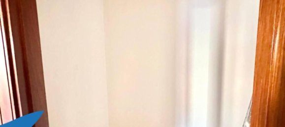 4 rooms Apartment in Palermo, Italy No. 274859 10