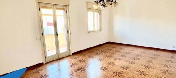 4 rooms Apartment in Palermo, Italy No. 274859 4