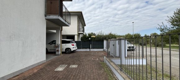 4 rooms Villa in Colorno, Italy No. 230511 6