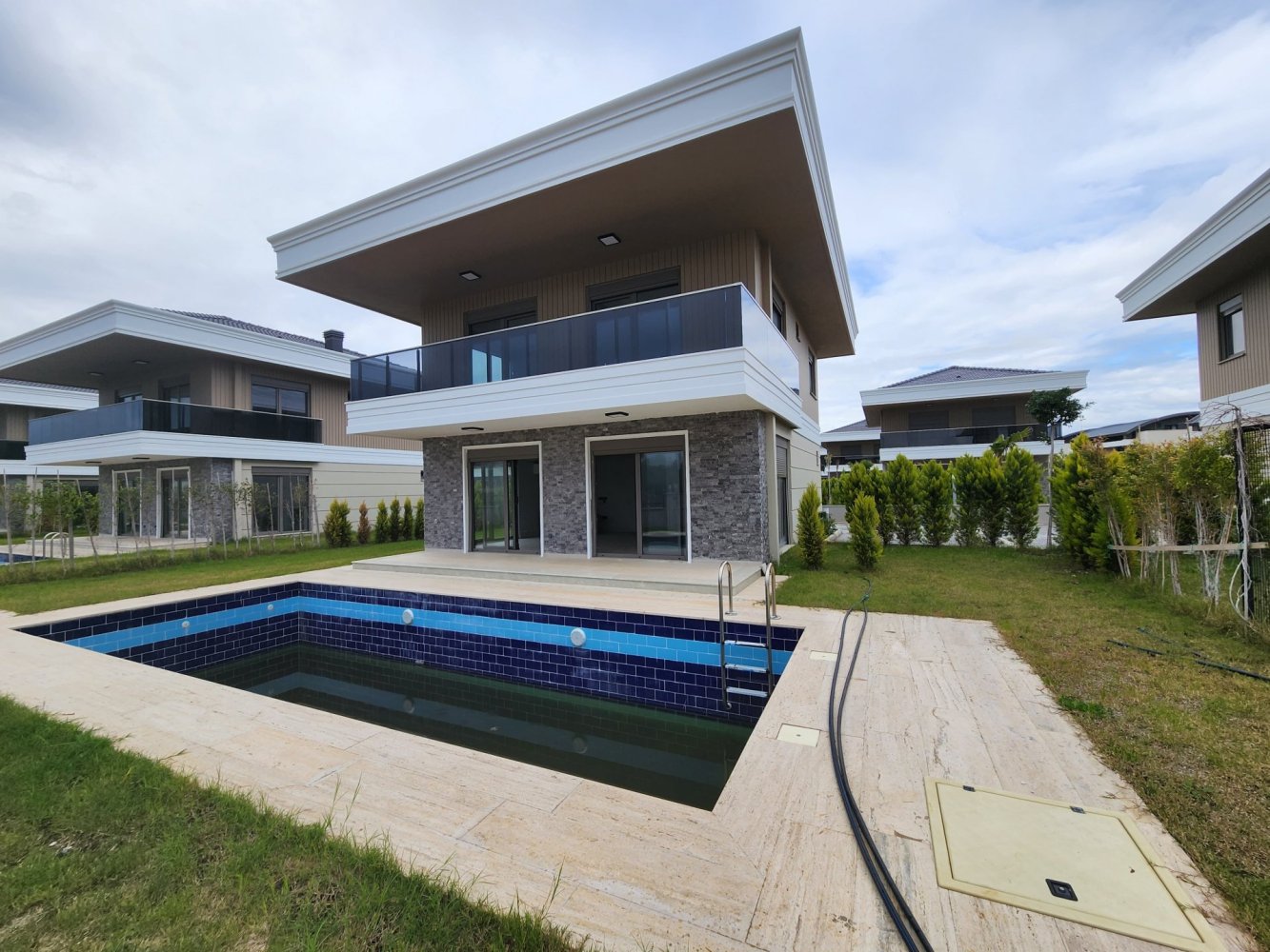 Villa 3+1 in Serik, Turkey No. 21582