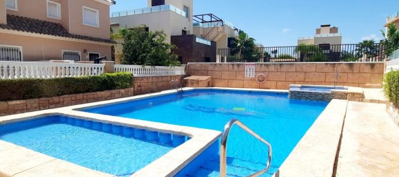 3 bedrooms Townhouse in Torre de la Horadada, Spain No. 185767 2