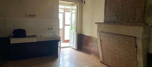 2 bedrooms House in Tournon-Saint-Martin, France No. 61537 7