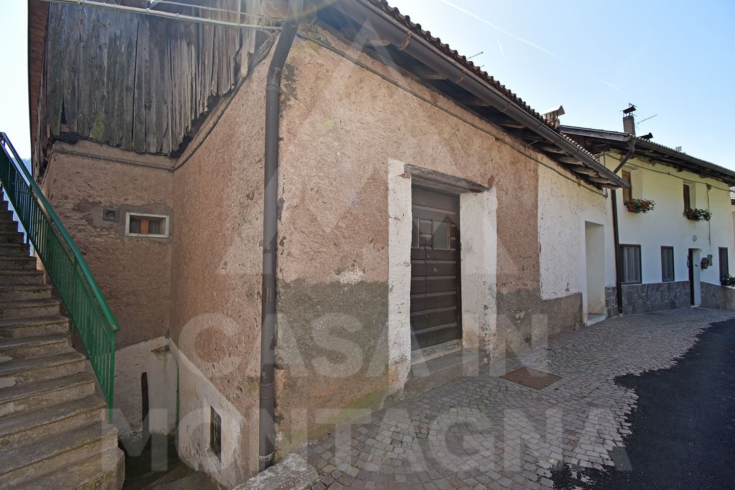 6 rooms Apartment in Valfloriana, Italy No. 202936