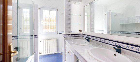 6 bedrooms House in Padul, Spain No. 106810 23