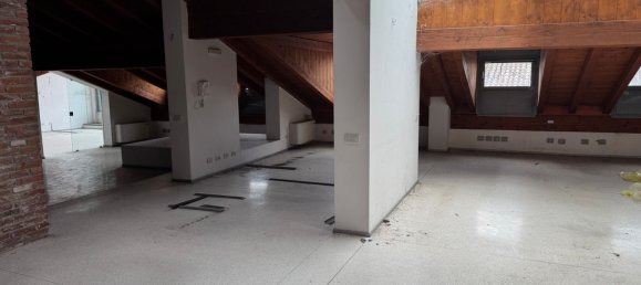 Oficina en Lodi, Italy 765 m² No. 364565 10