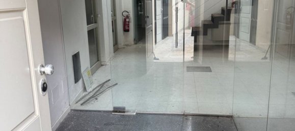 Oficina en Lodi, Italy 765 m² No. 364565 15