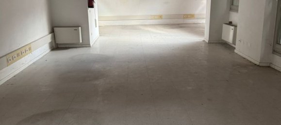 Oficina en Lodi, Italy 765 m² No. 364565 18