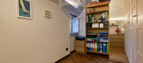 2 chambres Appartement à Genoa, Italy No. 262182 10