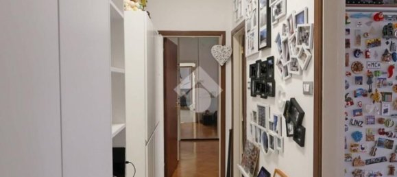 2 rooms Apartment in Trieste, Italy No. 282441 9