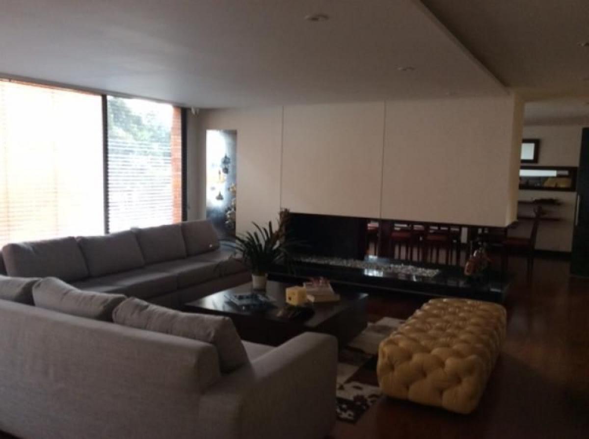 Дом с 3 спальнями в Богота, Колумбия № 12662