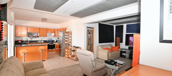 4 bedrooms Apartment in Deryneia, Cyprus No. 22784 12