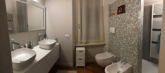4 rooms Apartment in Piacenza, Italy No. 39412 5