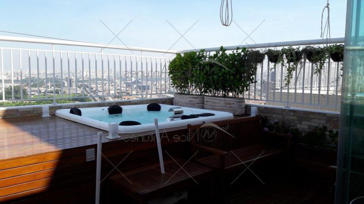 Casa de 3 dormitorios en Sao Paulo, Brazil No. 592174