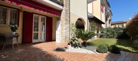 2 bedrooms Apartment in Castegnato, Italy No. 127446 2