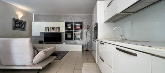 2 bedrooms Apartment in Castegnato, Italy No. 127446 6
