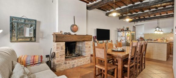 4 Schlafzimmer Wohnung in Città della Pieve, Italy, Nr. 53678 25