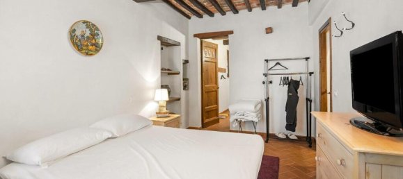 4 Schlafzimmer Wohnung in Città della Pieve, Italy, Nr. 53678 12