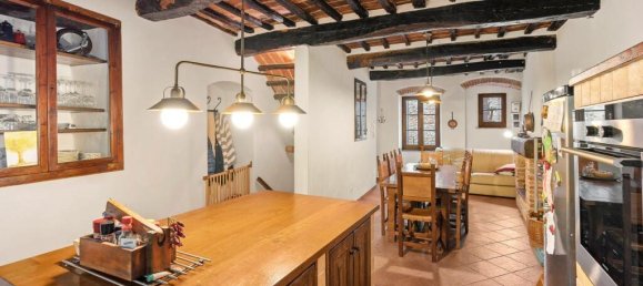 4 Schlafzimmer Wohnung in Città della Pieve, Italy, Nr. 53678 4