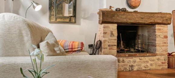 4 Schlafzimmer Wohnung in Città della Pieve, Italy, Nr. 53678 2