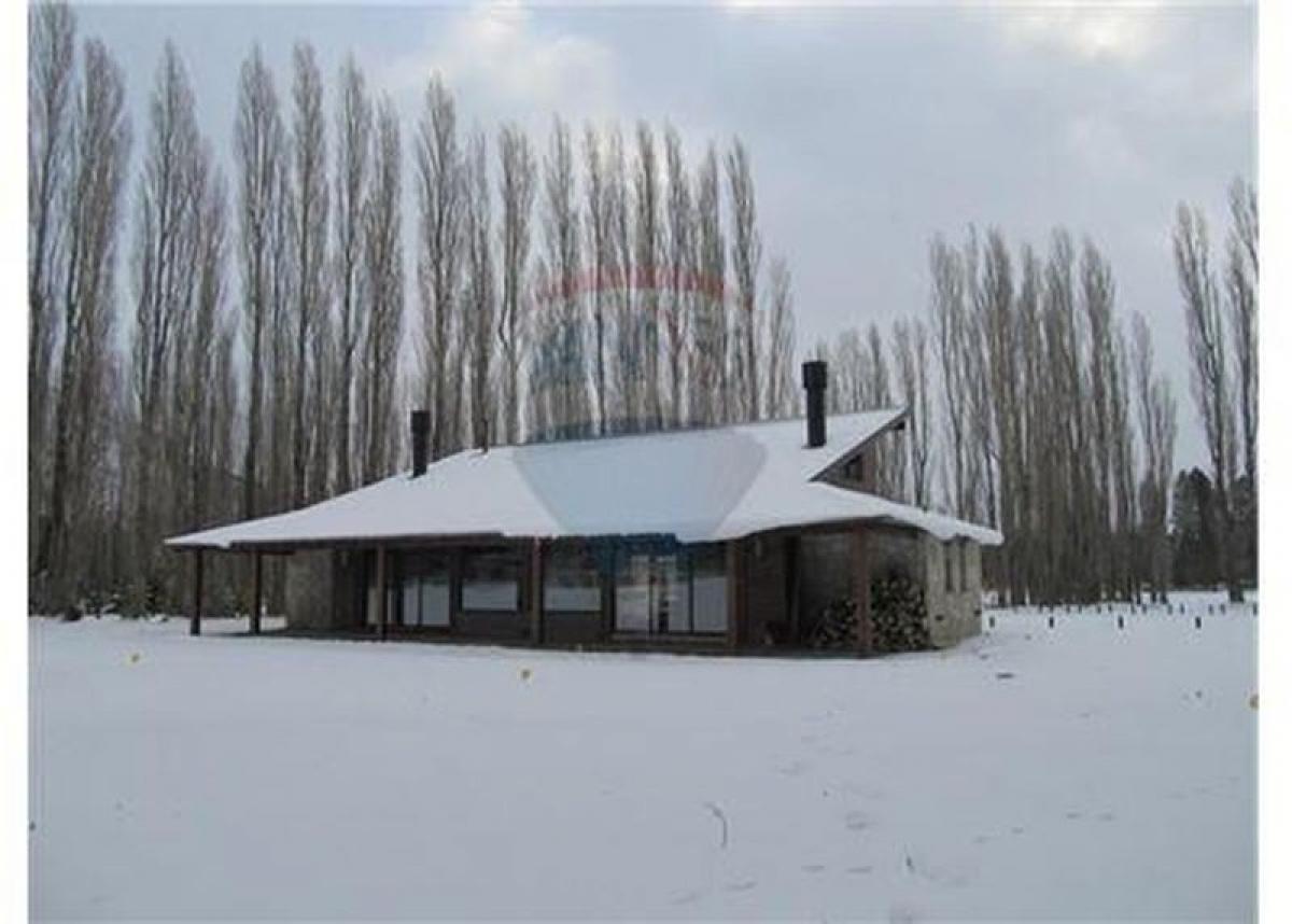  Land in San Carlos de Bariloche, Argentina No. 36375