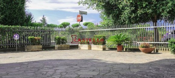 10 rooms House in Cisterna di Latina, Italy No. 79935 2