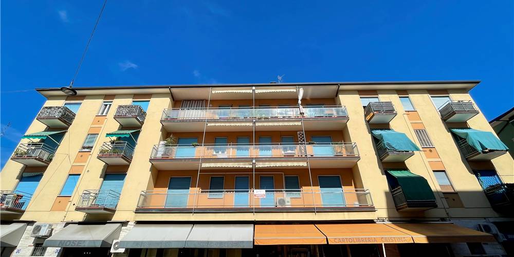 1 bedroom Apartment in Verona, Italy No. 355460