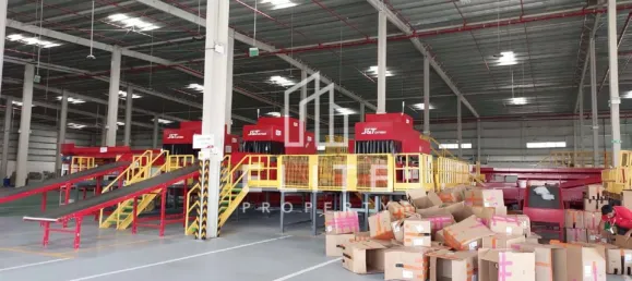 7118m² Warehouse in Dubai, UAE No. 97769 7